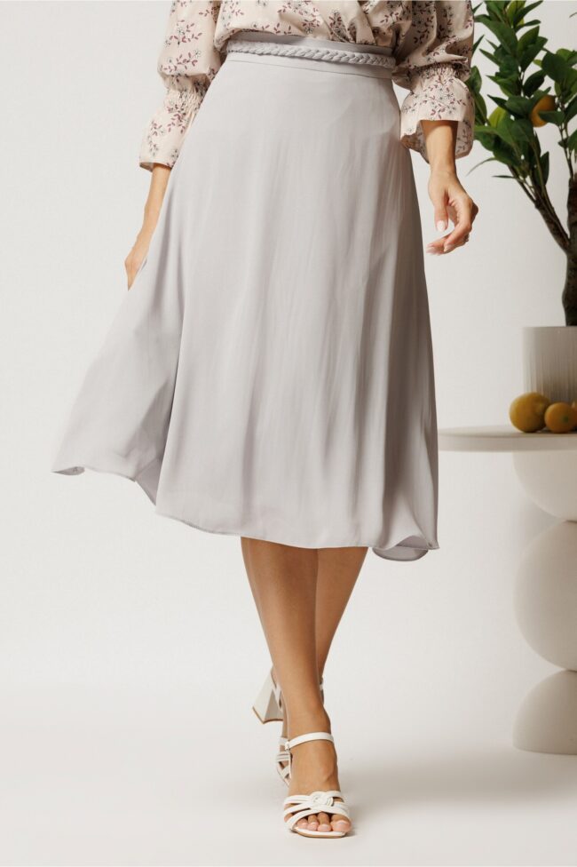 Fusta DY Fashion midi gri din triplu voal in clos cu cordon impletit