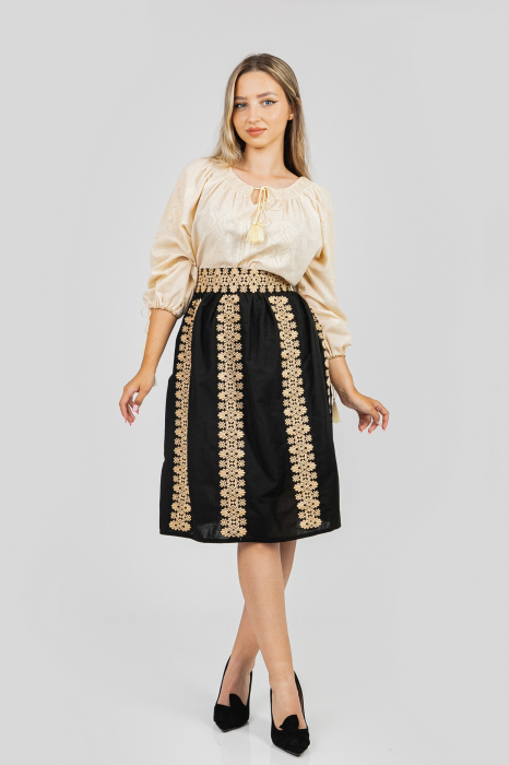 Fusta traditionala neagra cu broderie florala crem Cecilia 01