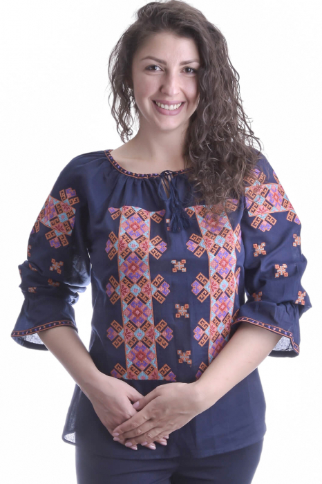 Ie traditionala albastra cu motiv geometric multicolor Larisa 02