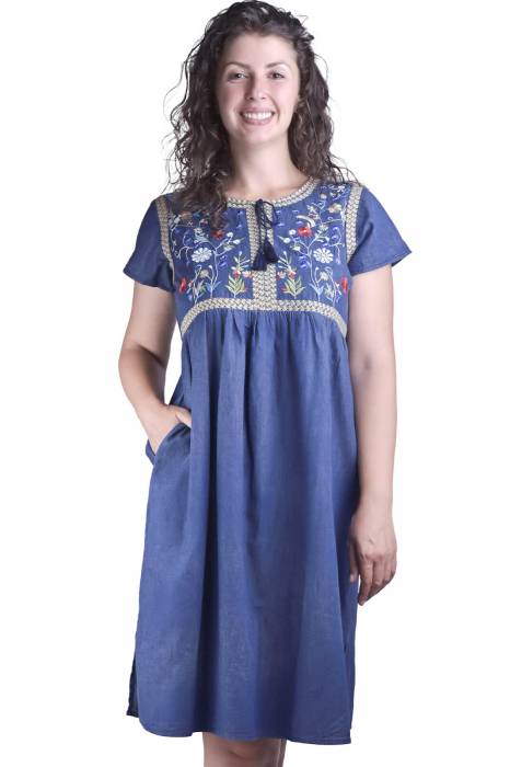 Rochie denim albastra cu motiv floral multicolor Cristina