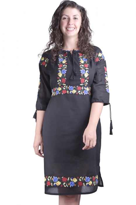 Rochie traditionala midi neagra cu motiv floral tricolor Romina