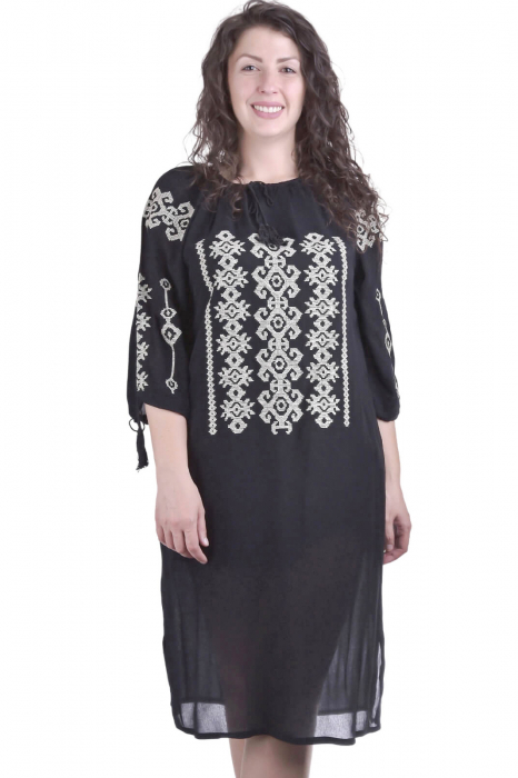 Rochie traditionala midi neagra cu motiv geometric gri Ecaterina 01