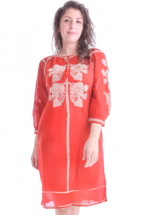 Rochie traditionala midi rosie cu motiv floral crem Anastasia