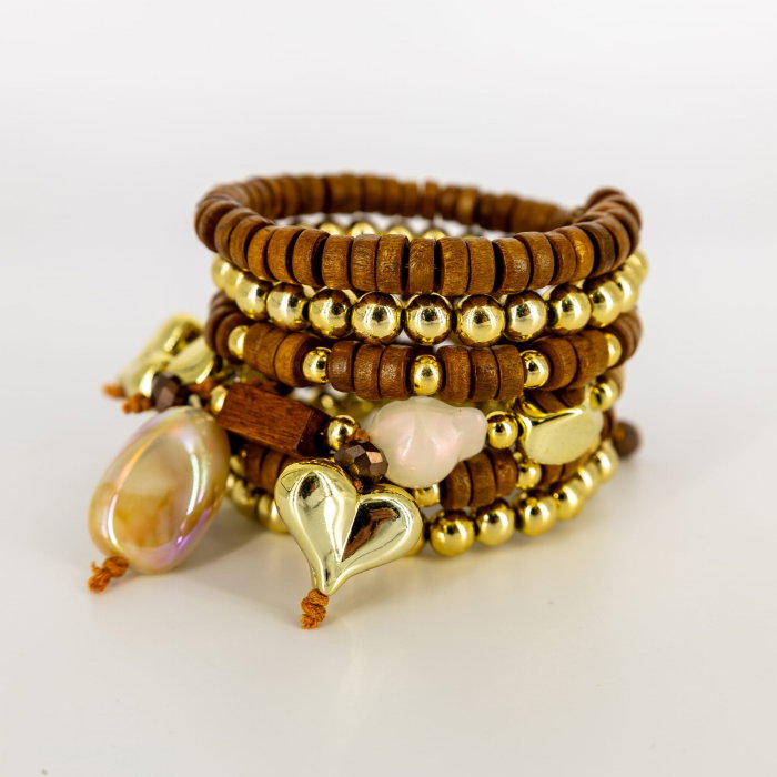 Bratara spiralata camel E i auriu cu charm-uri ,   boho glam