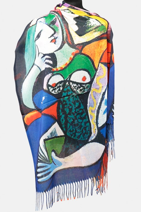 Esarfa matase cu doua fete imprimata cu model inspirat  dupa    Femeie cu carte   lui Picasso