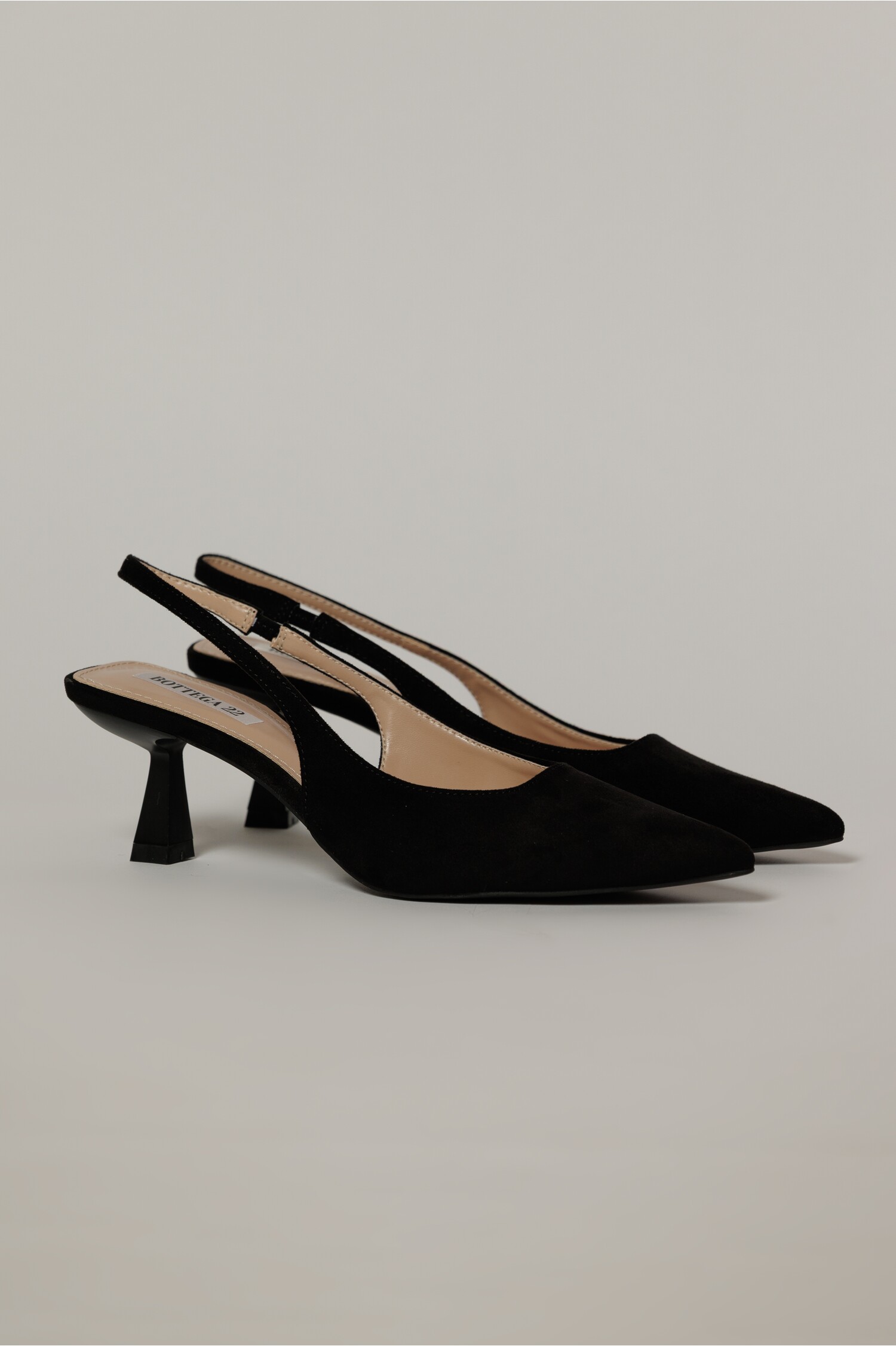 Pantofi negri eleganti din piele intoarsa ecologica